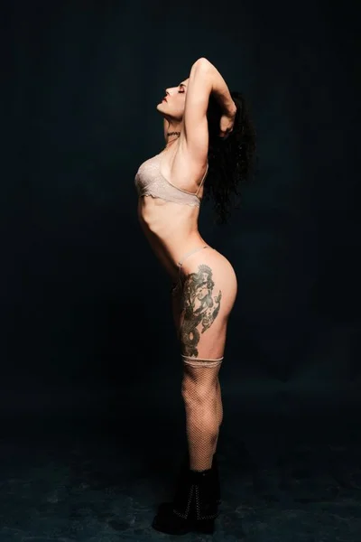Lucy Lp (28 anos) — La Plata, Argentina - 7