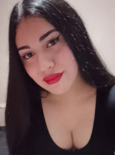 Antonela (25 anos) — Almagro, Argentina - 11
