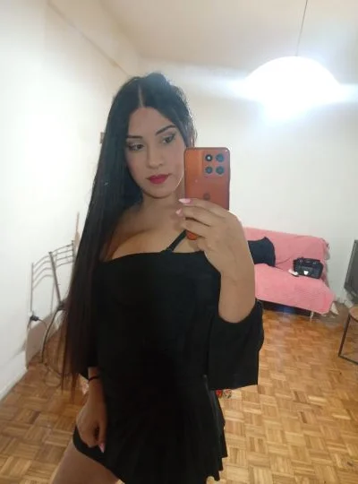 Antonela (25 anos) — Almagro, Argentina - 3