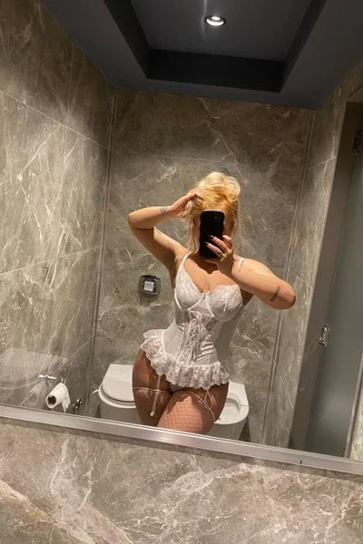 Lola (25 anos) — San Miguel, Argentina - 15