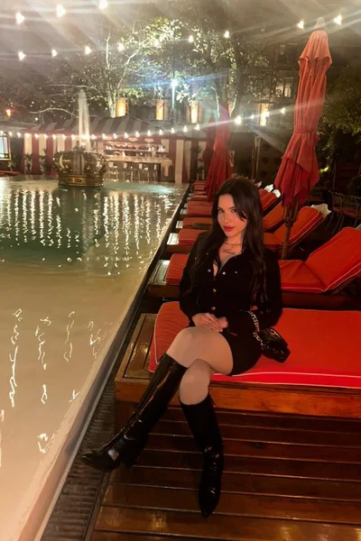 Annita (22 years) — Palermo, Argentina - 13