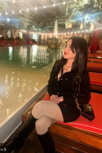 Annita (22 years) — Palermo, Argentina - 14