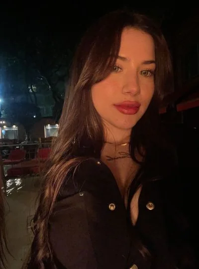 Annita (22 years) — Palermo, Argentina - 12