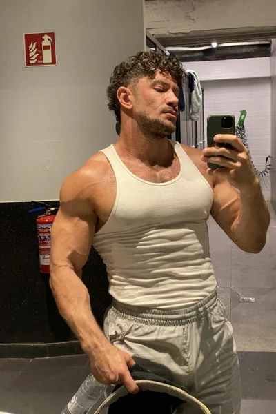 Dato (38 años) — Madrid, España - 1