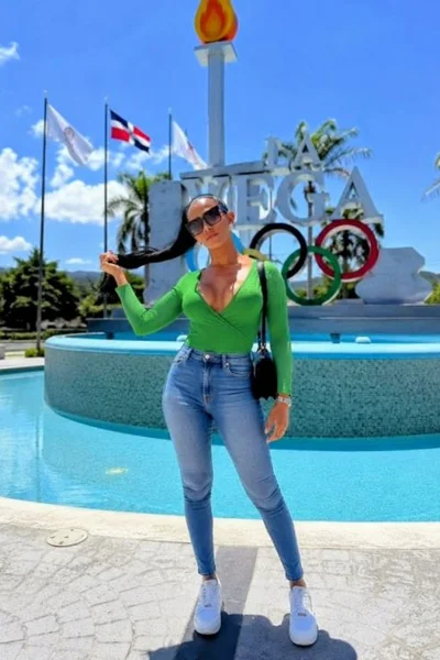 Salome La Dominicana🇩🇴 (29 años) — Azul, Argentina - 24