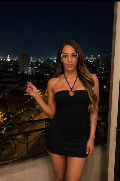 Salome La Dominicana🇩🇴 (29 años) — Azul, Argentina - 21