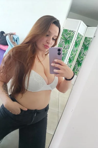 Sofi (25 anos) — Nueva Pompeya, Argentina - 2