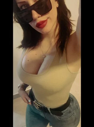 Lindsay (29 years) — Villa Crespo, Argentina - 36