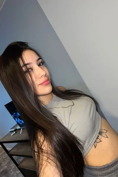 Eluney (19 años) — Almirante Brown, Argentina - 12