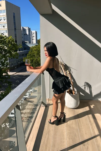 Alessa (29 años) — Puerto Madero, Argentina - 7