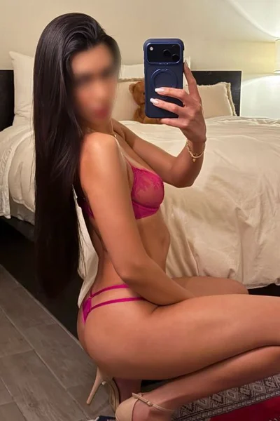 Cassie Zs (22 años) — Liniers, Argentina - 8