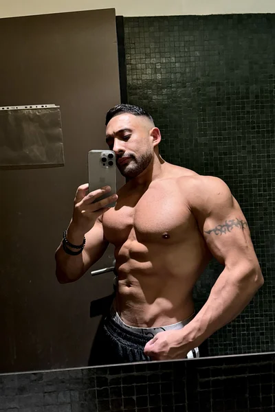Nicolay (27 años) — CABA / Parque Chacabuco