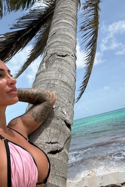 Julie, Vicente López - 6