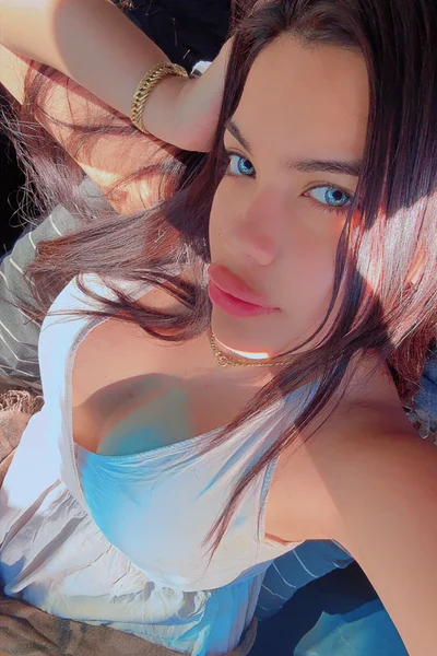 Meganxp (20 anos) — Palermo, Argentina - 10