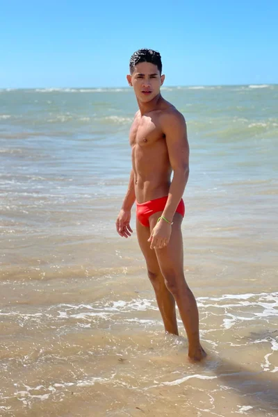 Mauricio (24 años) — Madrid, España - 7