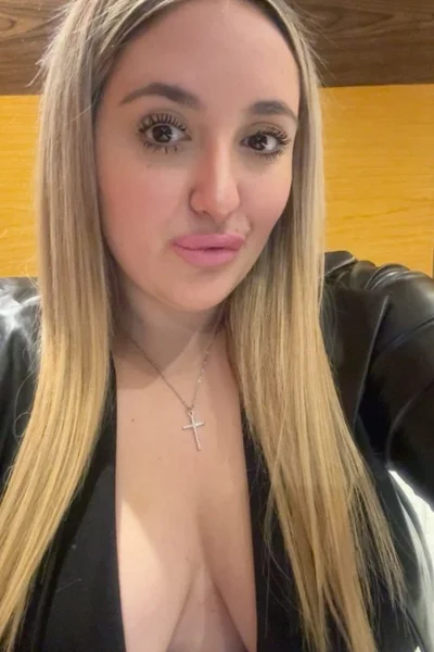 Barbi (25 años) — Barracas, Argentina - 1