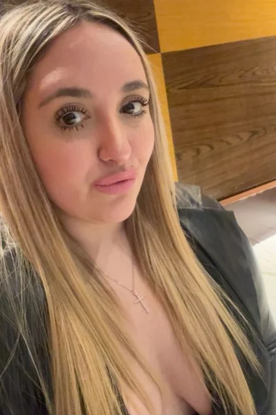 Barbi (25 años) — Barracas, Argentina - 2