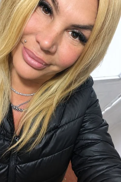 Alejandra (40 años) — San Vicente, Argentina - 2
