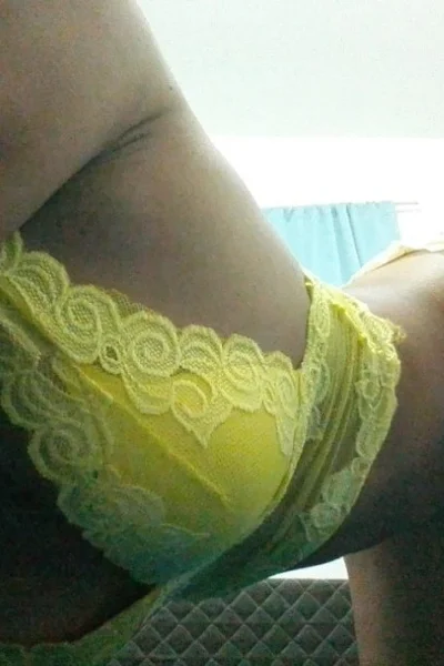 Alexia. (37 años) — La Capital, Argentina - 73