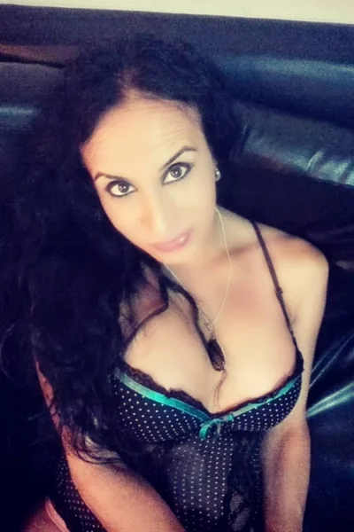 Alexia. (37 años) — La Capital, Argentina - 74