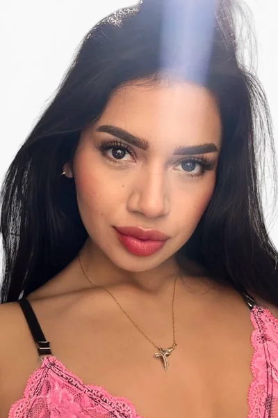 Ivon (24 años) — Palermo, Argentina - 9