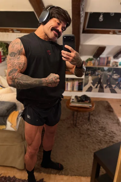 Pietro (27 años) — Madrid, España - 1