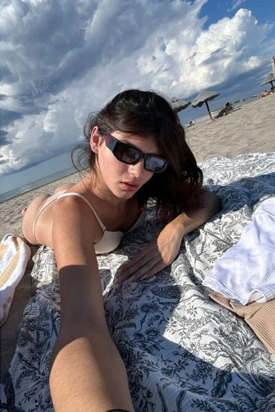 Oriana (21 anos) — Palermo, Argentina - 20