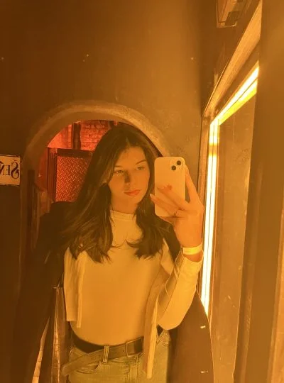 Oriana (21 anos) — Palermo, Argentina - 4