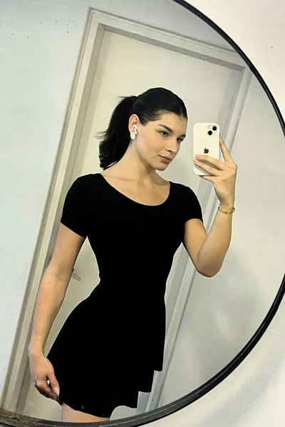 Oriana (21 anos) — Palermo, Argentina - 11