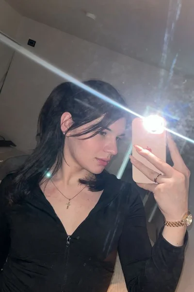 Oriana (21 años) — Palermo, Argentina - 5