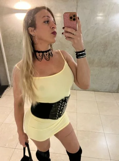Claudia Acosta (40 años) — Microcentro, Argentina - 163