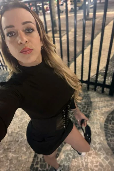 Claudia Acosta (40 años) — Microcentro, Argentina - 179