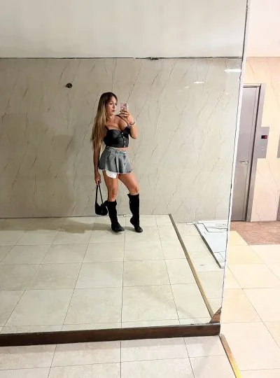 Claudia Acosta (40 años) — Microcentro, Argentina - 8