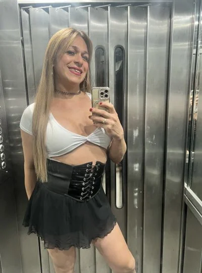 Claudia Acosta (40 años) — Microcentro, Argentina - 79