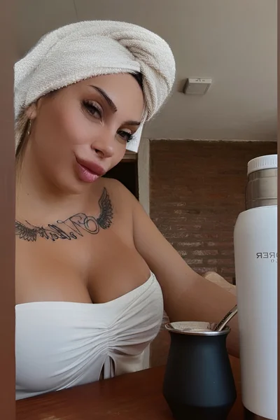 Jazmin Paris (29 años) — Nueva Cordoba, Argentina - 17