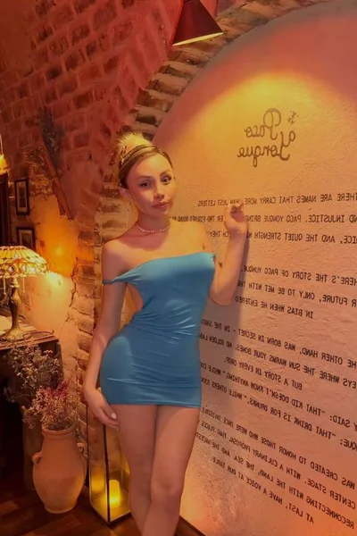 Andreina Ofarell (26 years) — Las Condes, Chile - 31