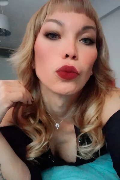 Luciana del Mar, Nuñez