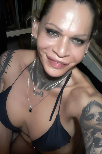 Delfina (37 años) — Buenos Aires / Mar del Plata