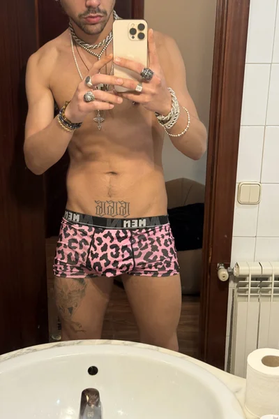 Daniito (23 años) — Madrid, España - 7