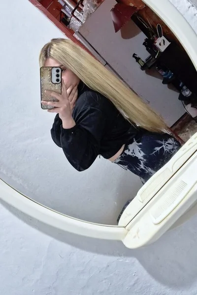 Dulce (23 años) — Avellaneda, Argentina - 2