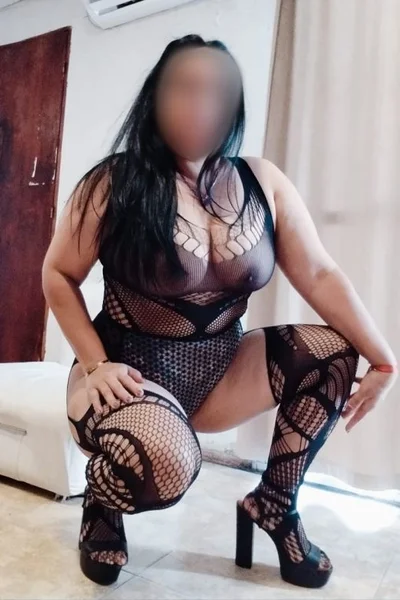 Romina (44 años) — La Barra, Uruguay - 32