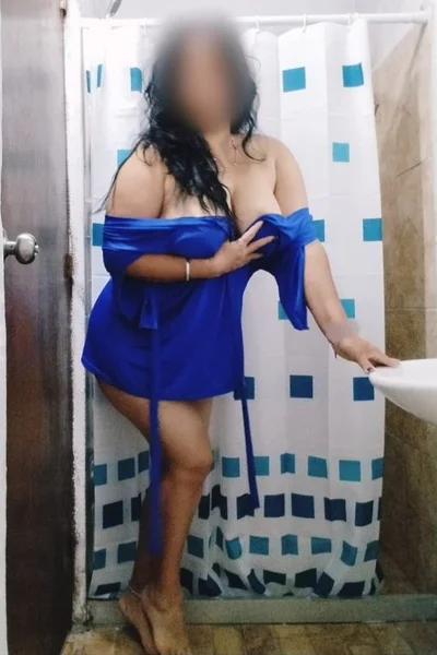 Romina (44 años) — La Barra, Uruguay - 46