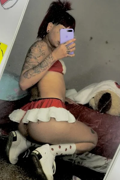 Amparo Paz (22 años) — Malvinas Argentinas, Argentina - 120
