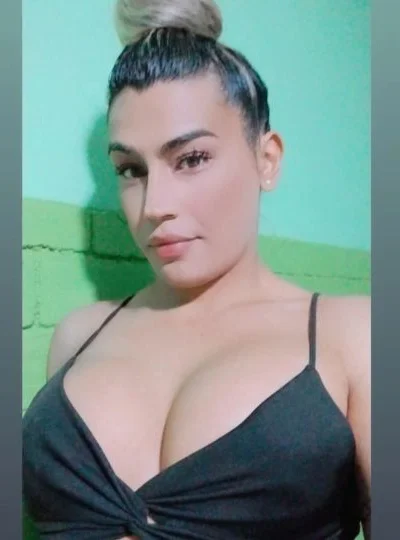 Yasmin  zs (23 años) — Lanús, Argentina - 44