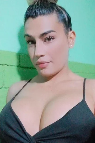 Yasmin  zs (23 años) — Lanús, Argentina - 47