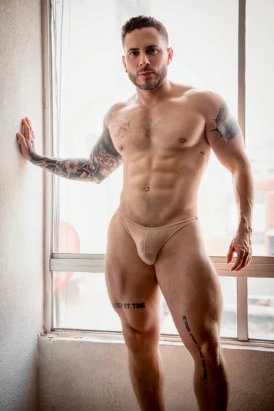 Vladimir (28 anos) — Ciudad de México, México - 1
