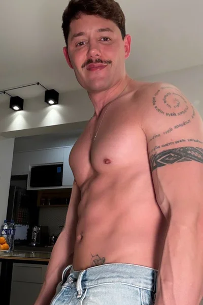 Kau (29 años) — São Paulo / São Paulo
