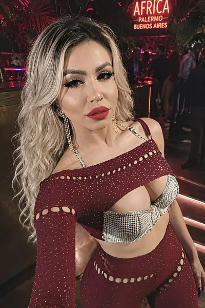 Isa Paris (25 años) — Palermo, Argentina - 10
