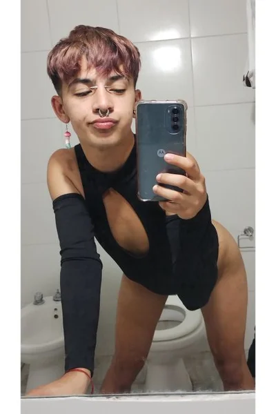 Yaela (22 años) — Palermo, Argentina - 20