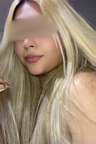 Brenda (20 años) — Santiago, Chile - 19